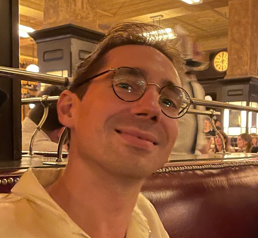 Alexander Apostolopoulos Alexander Apostolopoulos